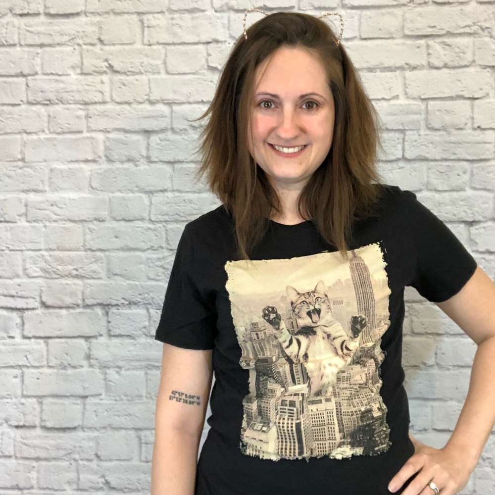 Bear Dance | King King Kitty Graphic Tee